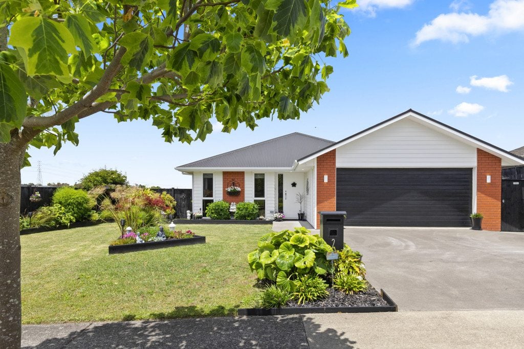 2 Westmuir Crescent, Pokeno - Carousel 1