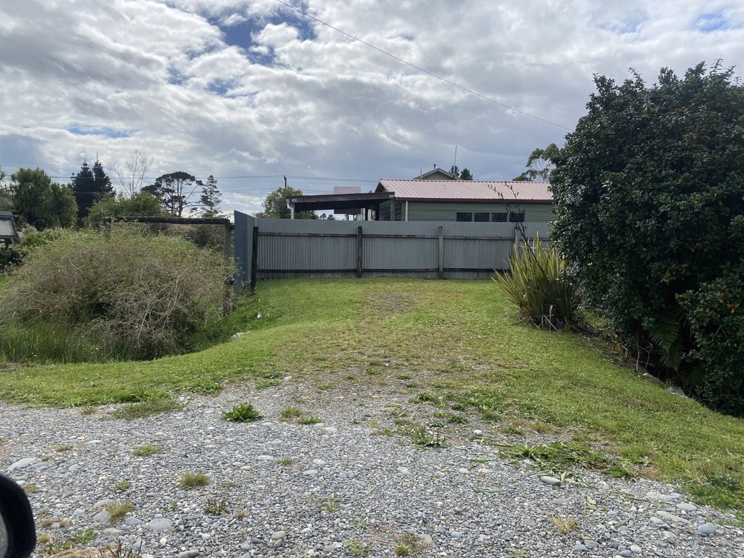 16 Litchfield Street, Kaiata, Greymouth - Carousel 20
