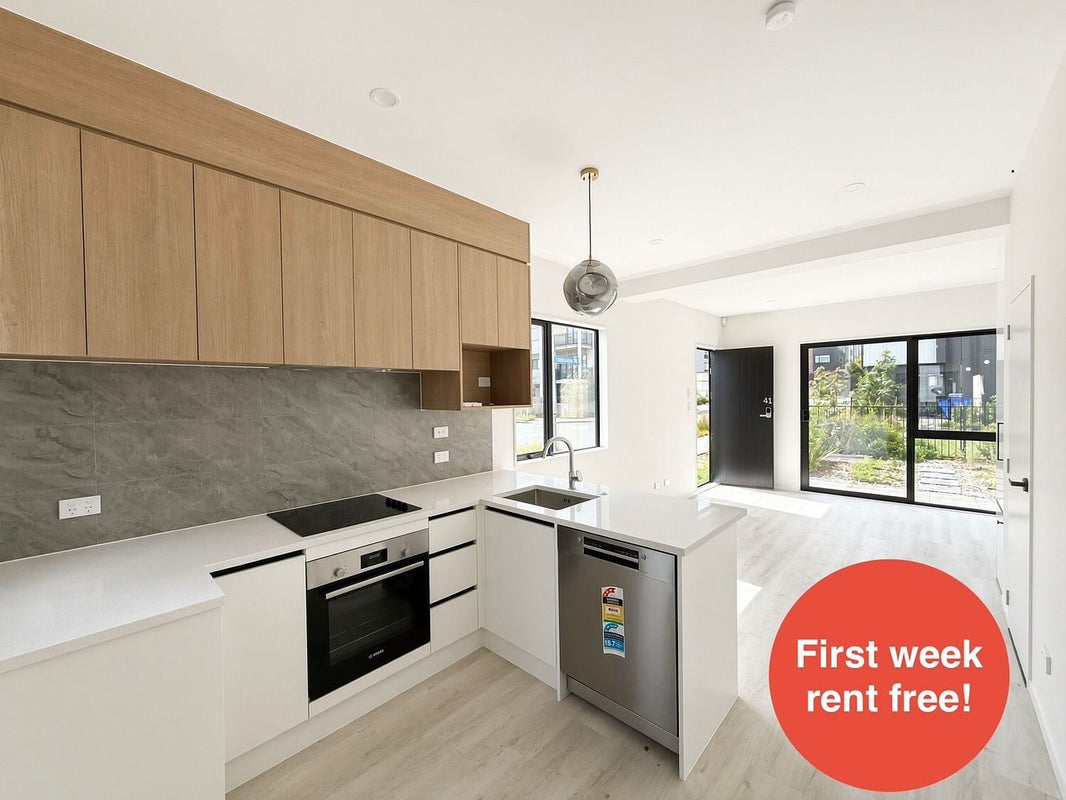 41 Parehua Street, Mount Wellington, Auckland - Carousel 1