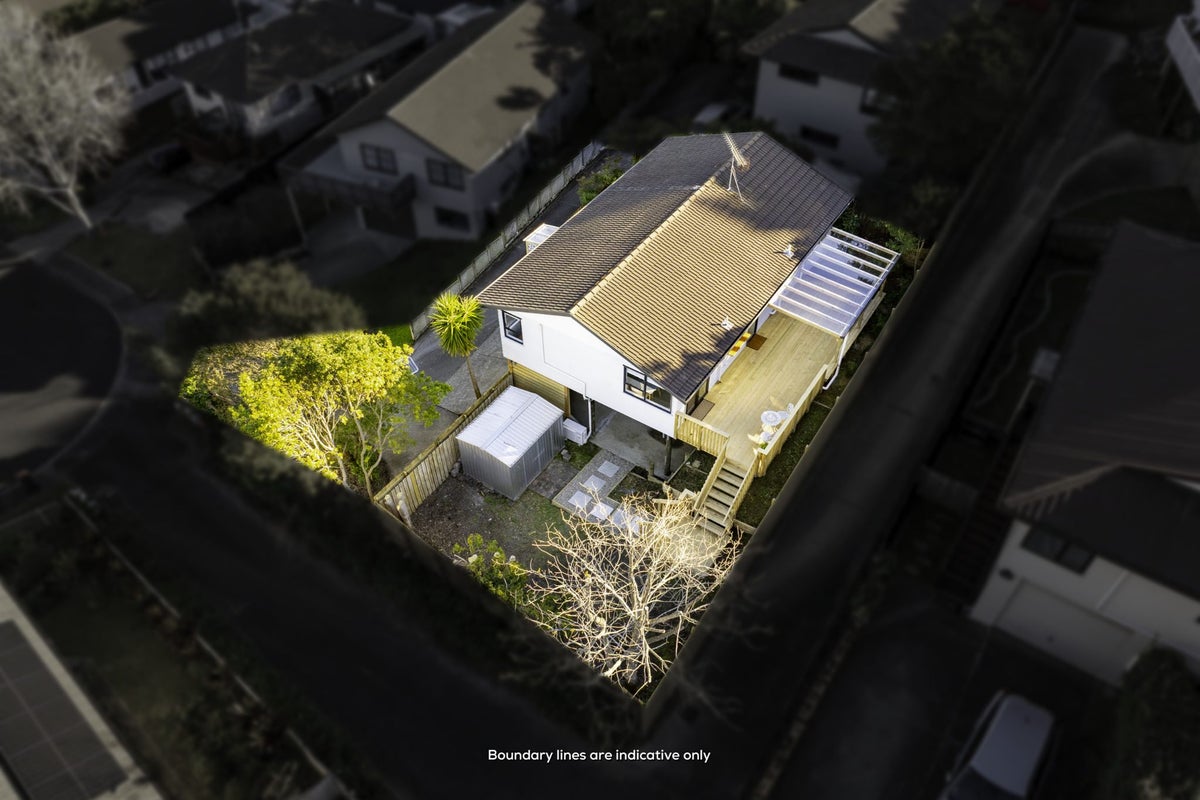 1/14 Kupari Place, Tōtara Vale, Auckland - Carousel 24