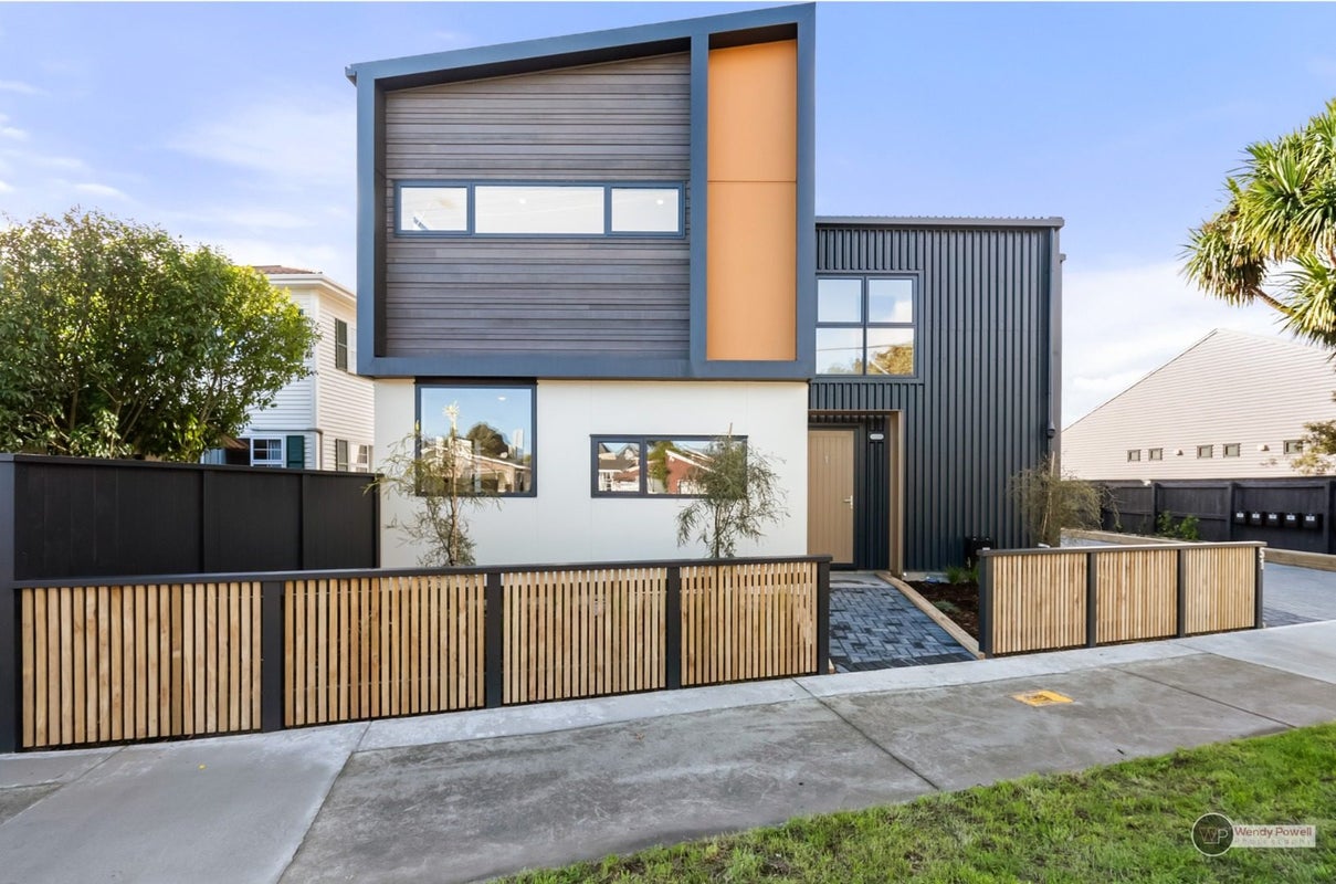 1/51 Kings Crescent, Hutt Central, Lower Hutt - Carousel 19