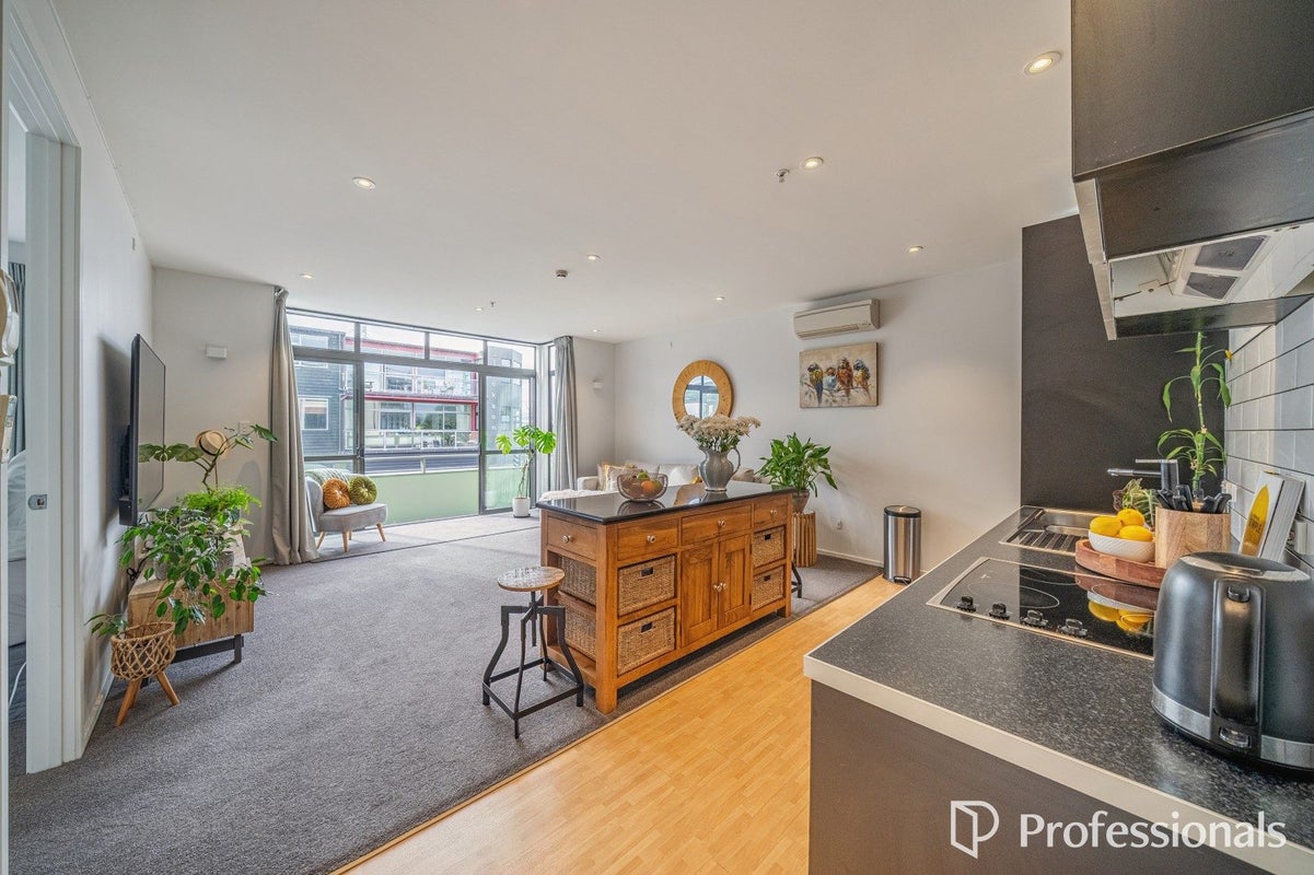 7/374 Jackson Street, Petone, Lower Hutt - Carousel 2