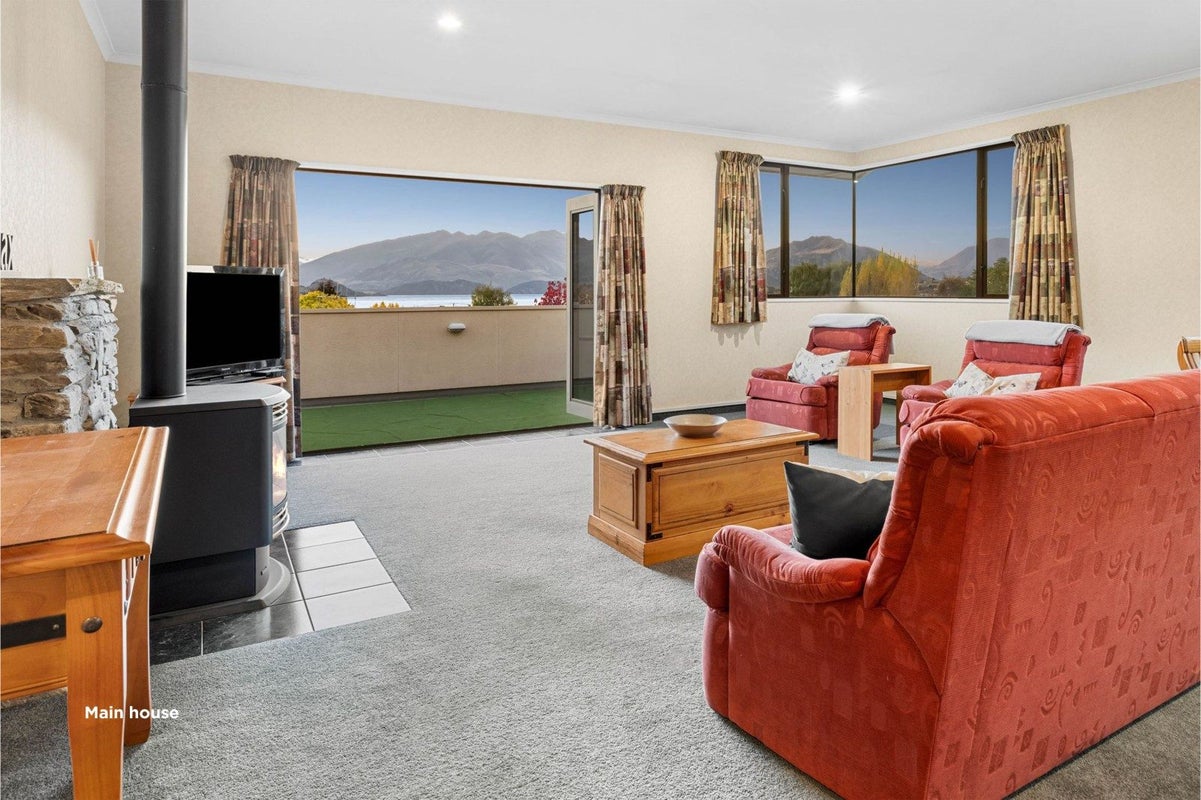 88 Roche Street, Wanaka - Carousel 2