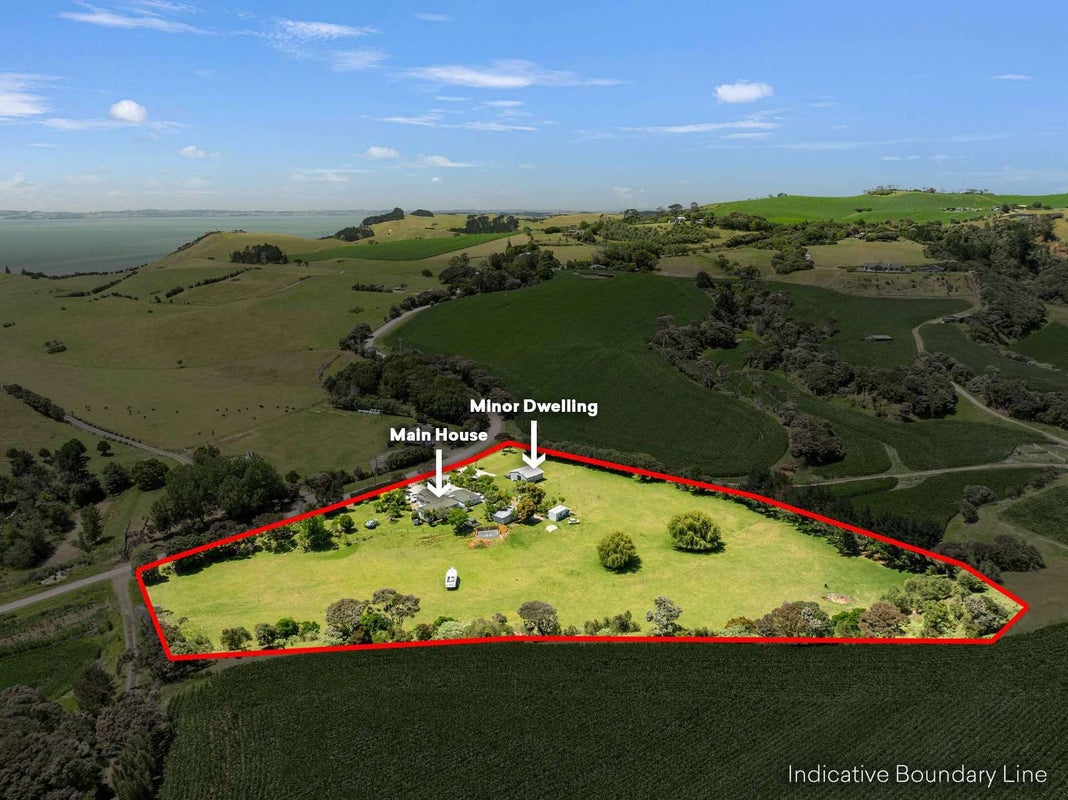 3265 South Head Road, South Head, Helensville - Carousel 1