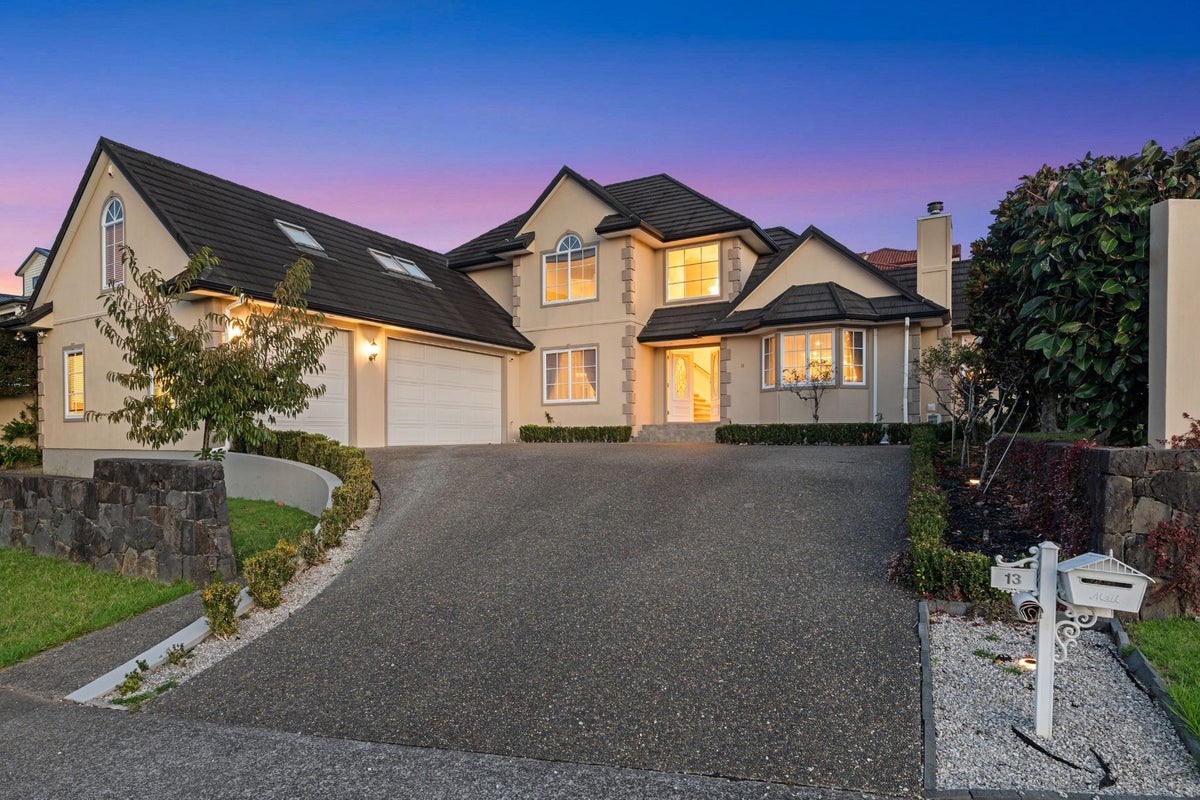 13 The Enclave, Totara Heights, Auckland - Carousel 27