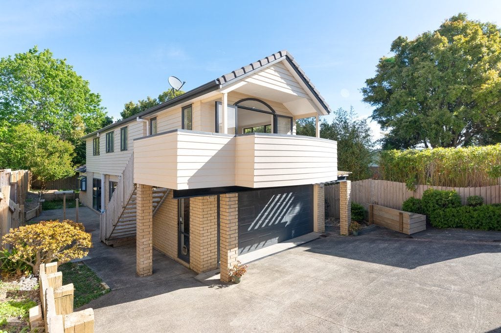 42A Heaphy Street, Blockhouse Bay, Auckland - Carousel 1