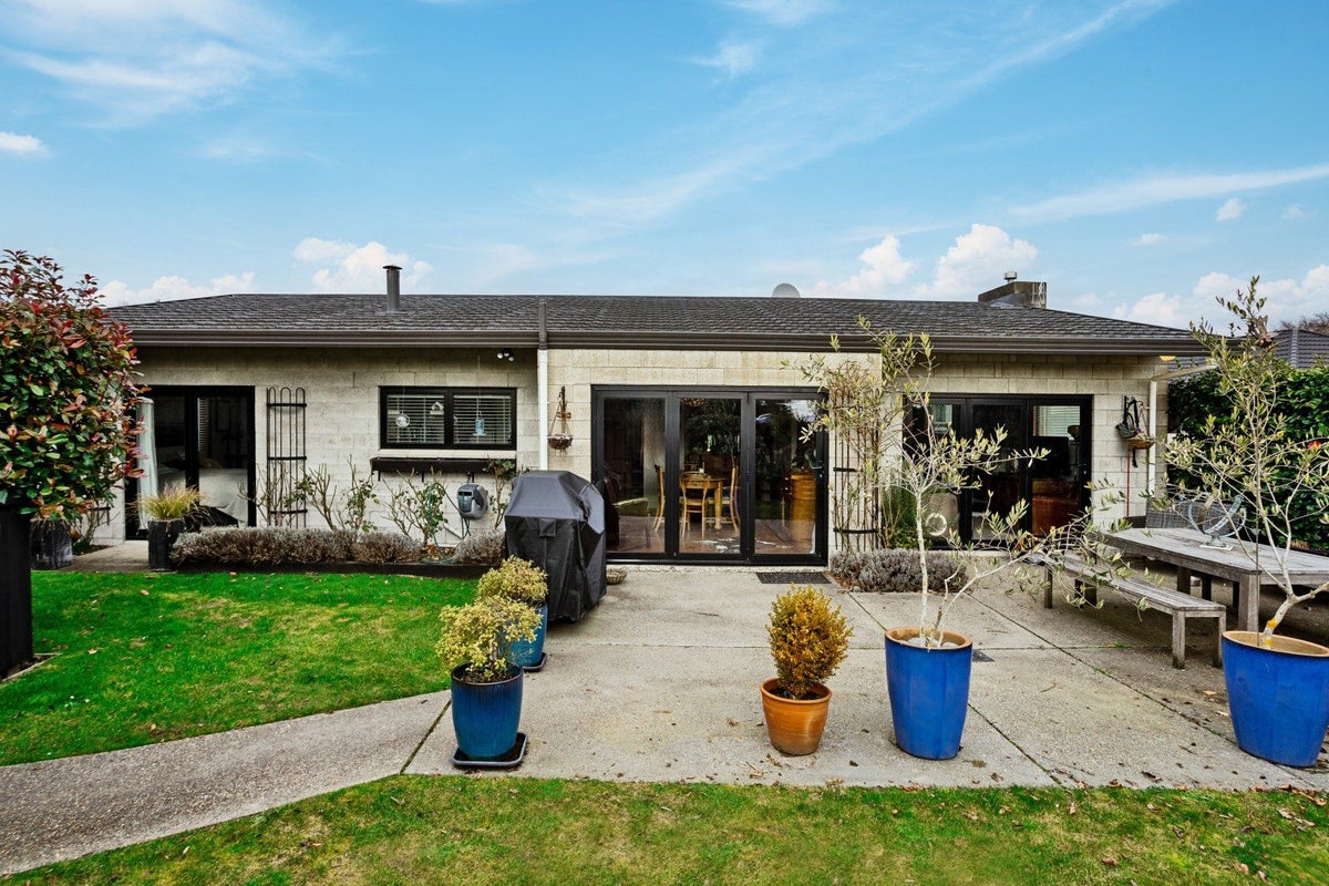 59A Gladstone TCE, GLADSTONE, INVERCARGILL - Carousel 1