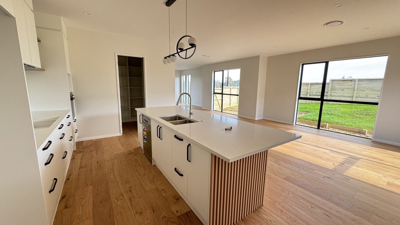 1 Wagyu Lane, Karaka, Papakura - Carousel 2
