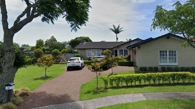 16 Beaconview Rise, Farm Cove, Auckland - Carousel 1