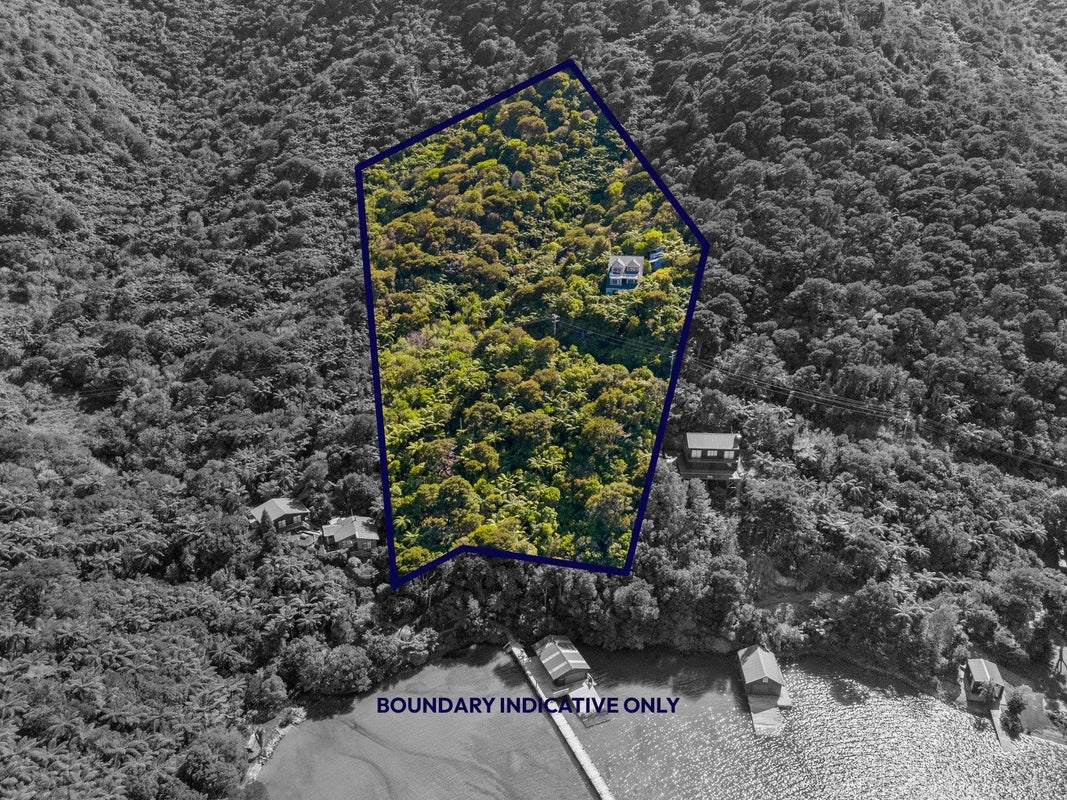 0 Karamau Bay, Lochmara Bay, Marlborough Sounds - Carousel 48