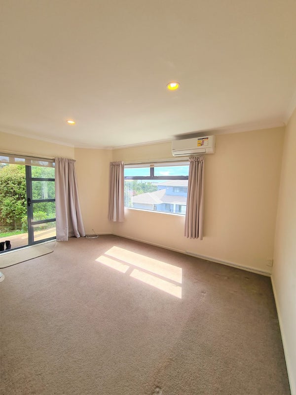 16 Glenreagh Place, Torbay, Auckland - Carousel 2