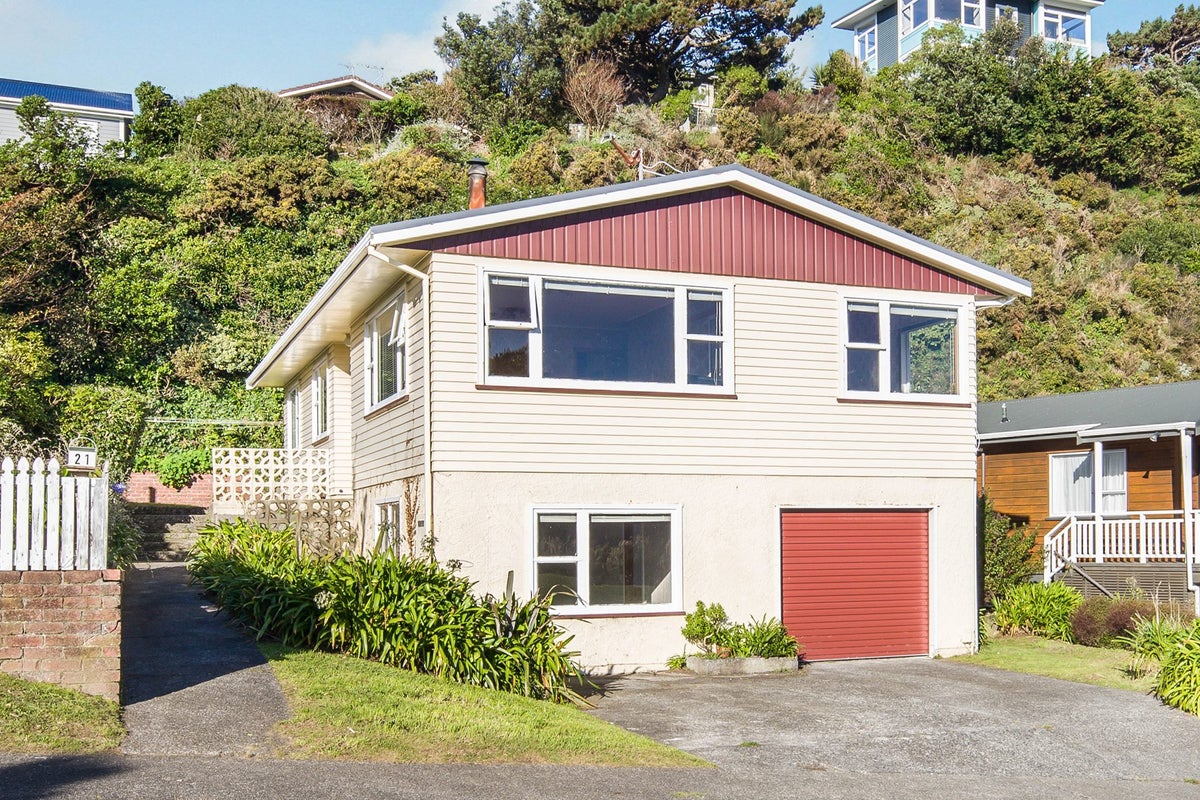 21 Southgate Road, Southgate, Wellington - Carousel 1