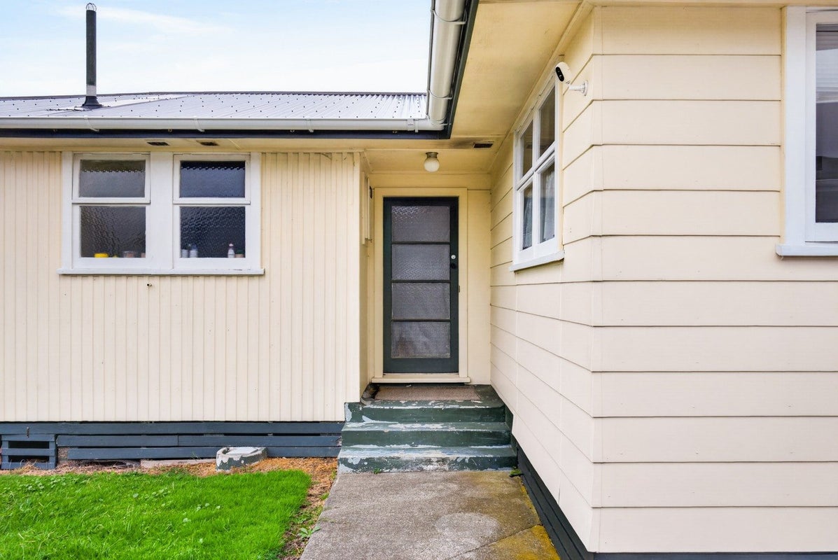 5 Neal Crescent, Onekawa, Napier - Carousel 15
