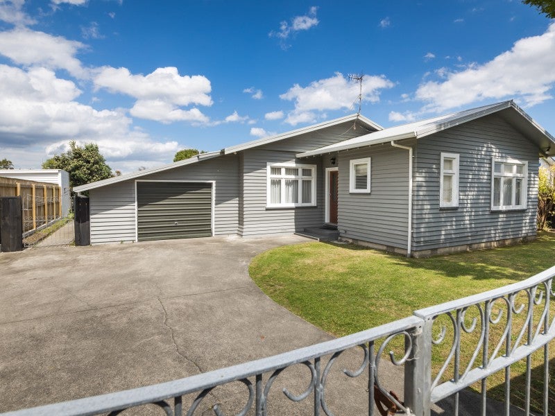 60 Haydon Street, Roslyn, Palmerston North - Carousel 1
