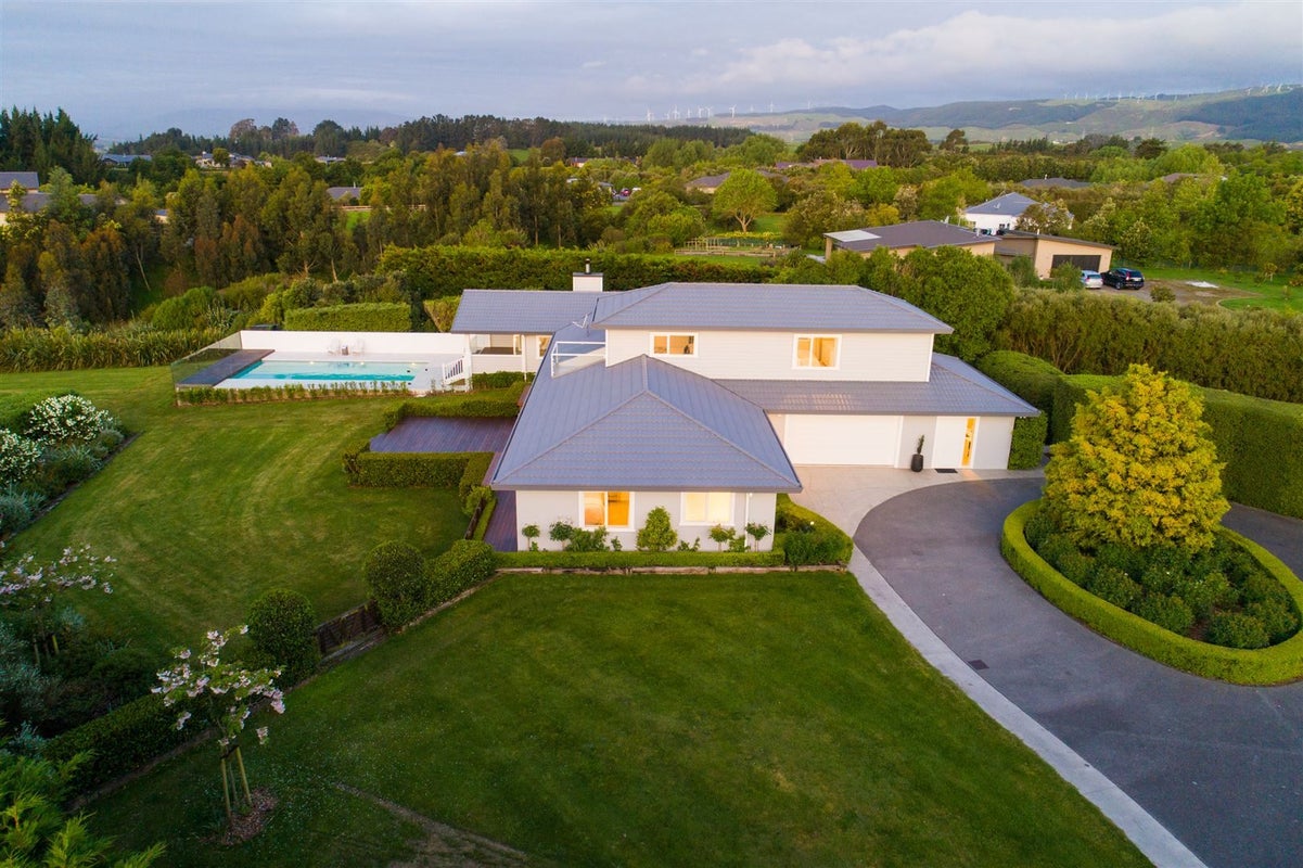 2 Wake Place, Palmerston North - Carousel 47