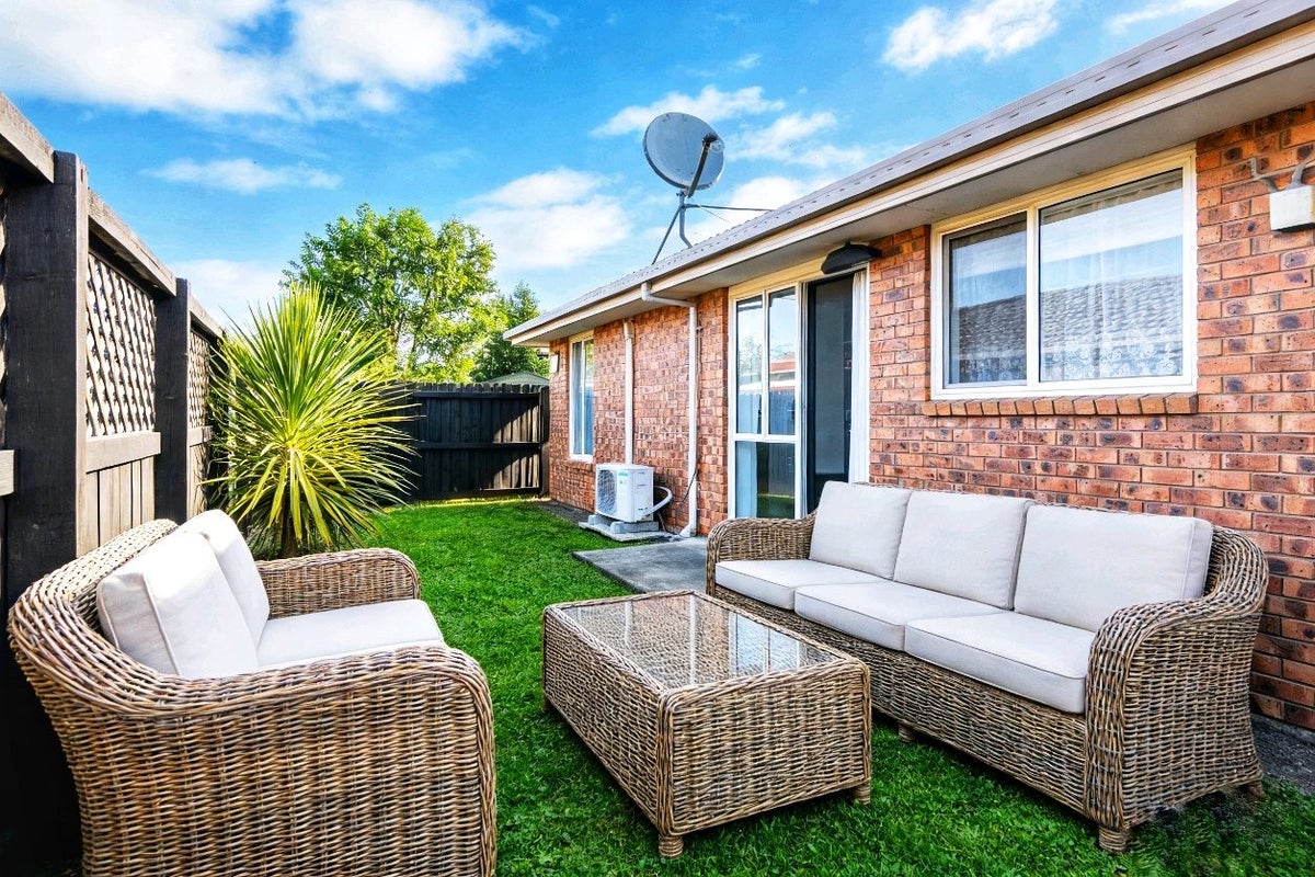 1/44A Division Street, Riccarton, Christchurch City, Canterbury - Carousel 2