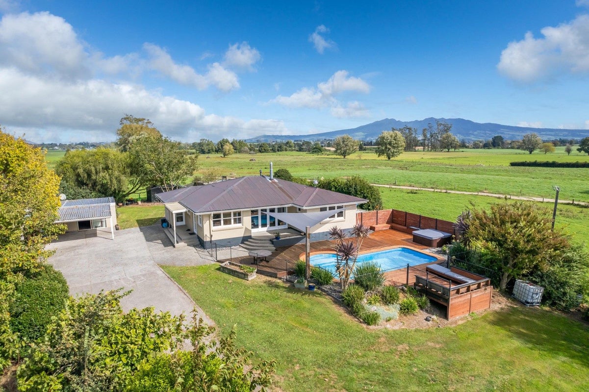 200 Ngahinapouri Road, Ohaupo, Hamilton - Carousel 1