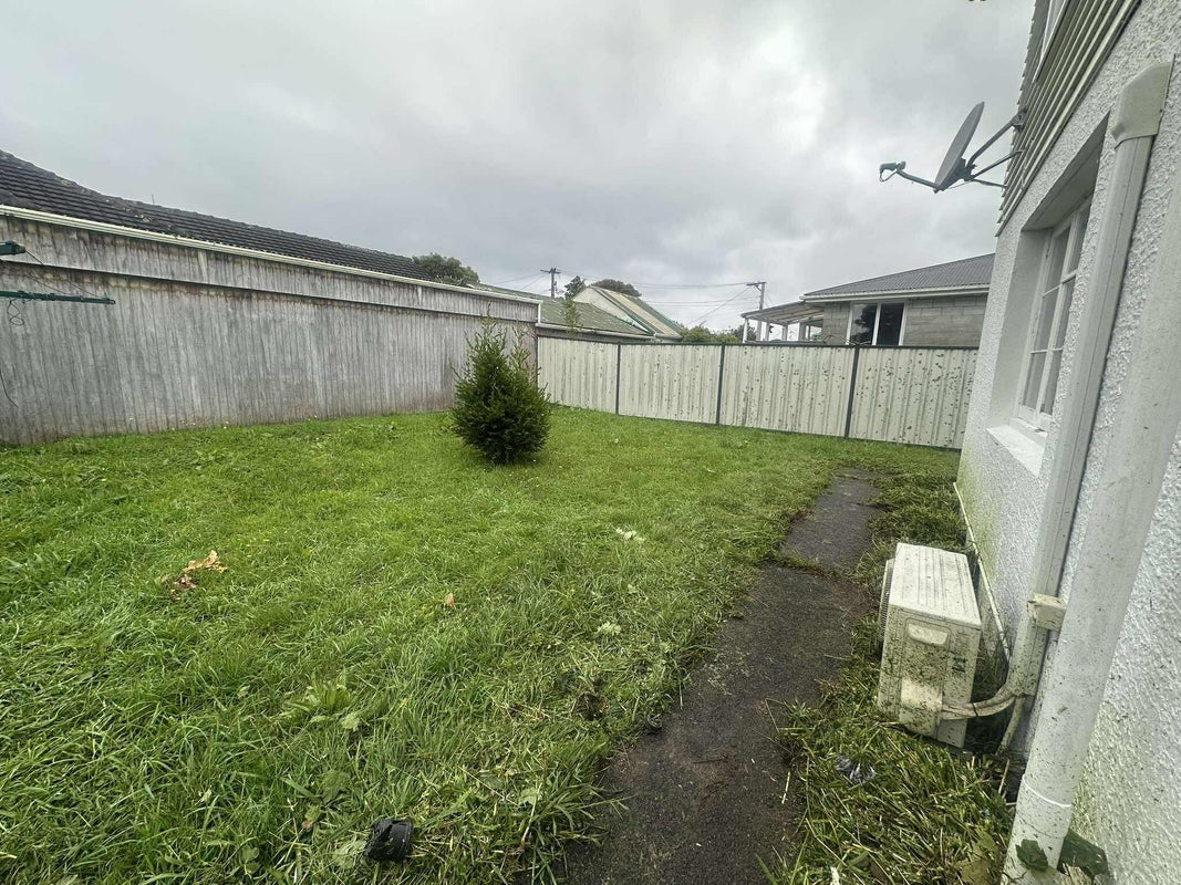 6/45 Pine Avenue, Ebdentown, Upper Hutt - Carousel 7