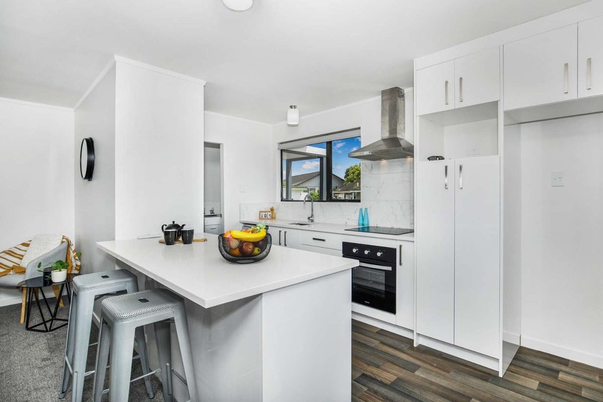 4 Inca Place, Red Hill, Papakura - Carousel 2