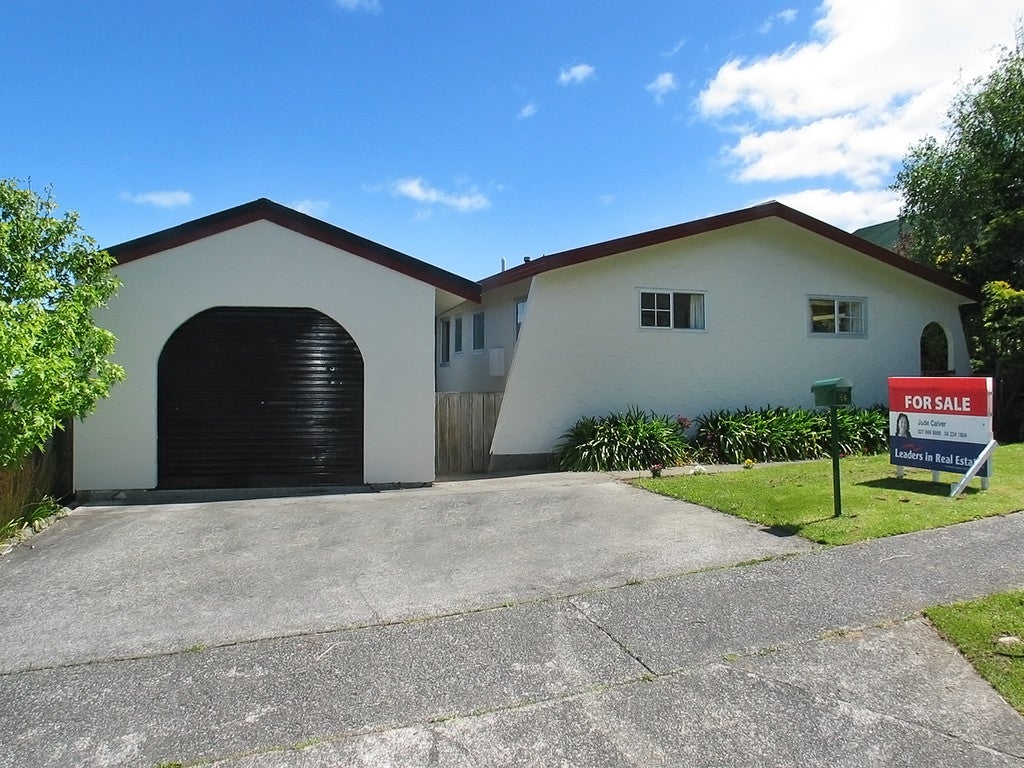 64 Mercury Way, Whitby, Porirua - Carousel 2