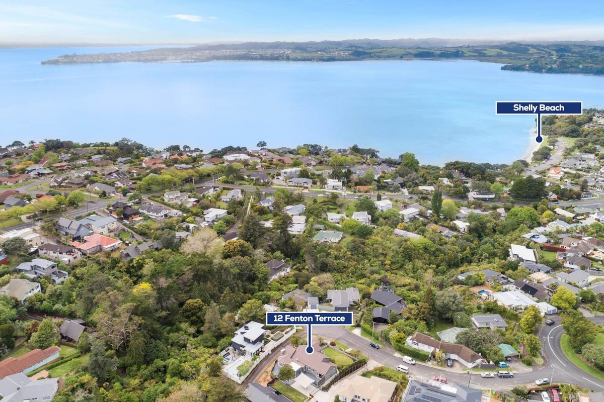 12 Fenton Terrace, Cockle Bay, Auckland - Carousel 2
