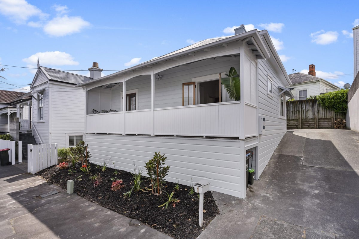 1 Murdoch Road, Grey Lynn, Auckland - Carousel 2