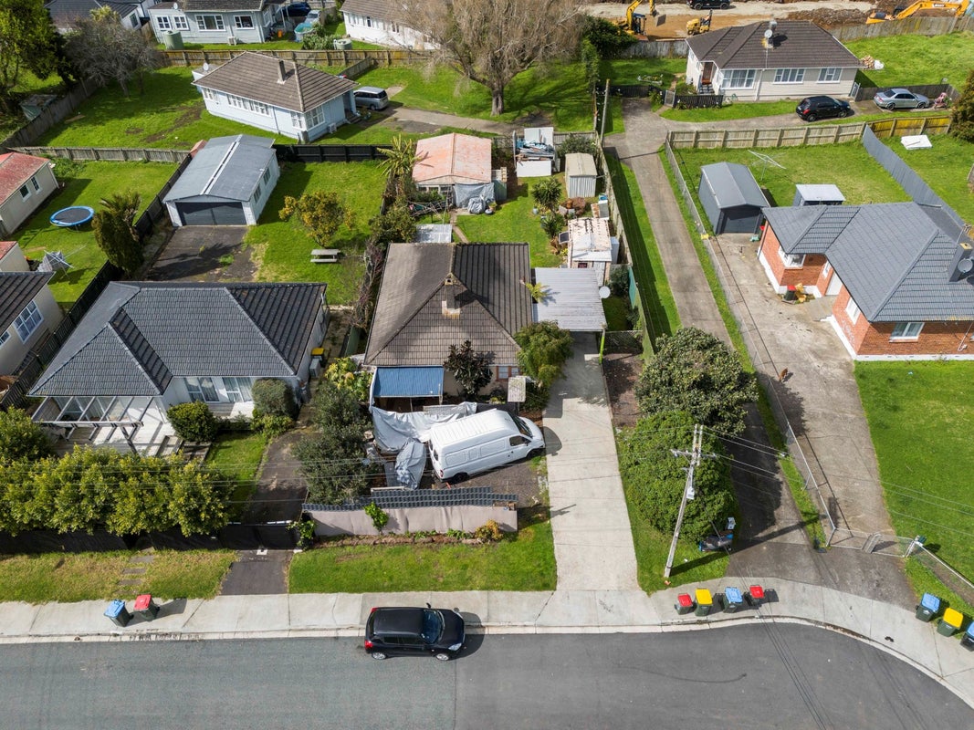 4 Runa Place, Mount Wellington, Auckland - Carousel 2