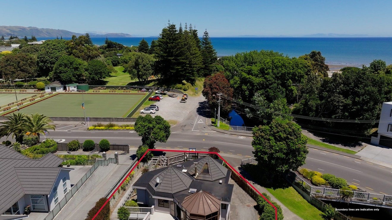 12 Matatua Road, Raumati Beach, Paraparaumu - Carousel 1