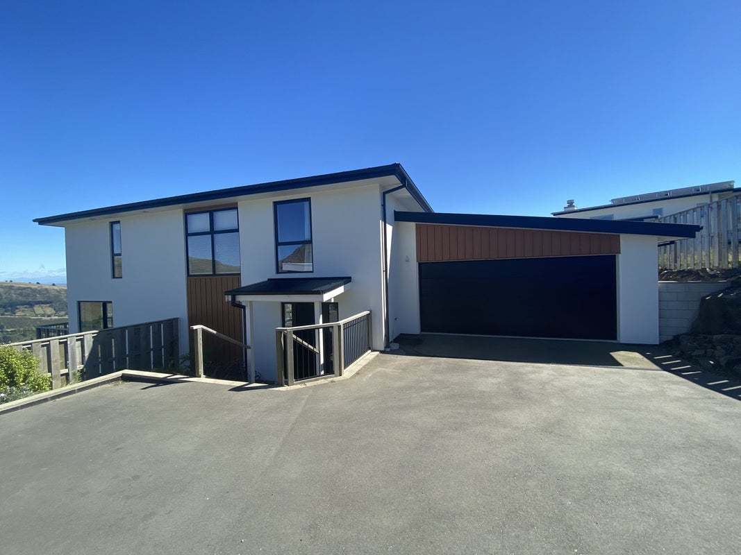 17 Parkridge Place, Mount Pleasant, Christchurch - Carousel 1