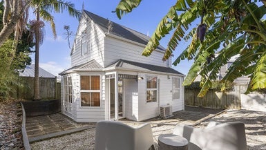 26B Cooper Street, Grey Lynn, Auckland - Carousel 1