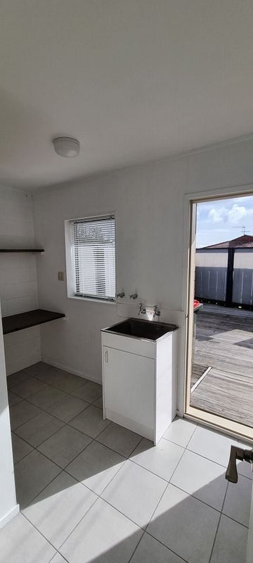 2/3 Skilling Place, Farm Cove, Auckland - Carousel 12