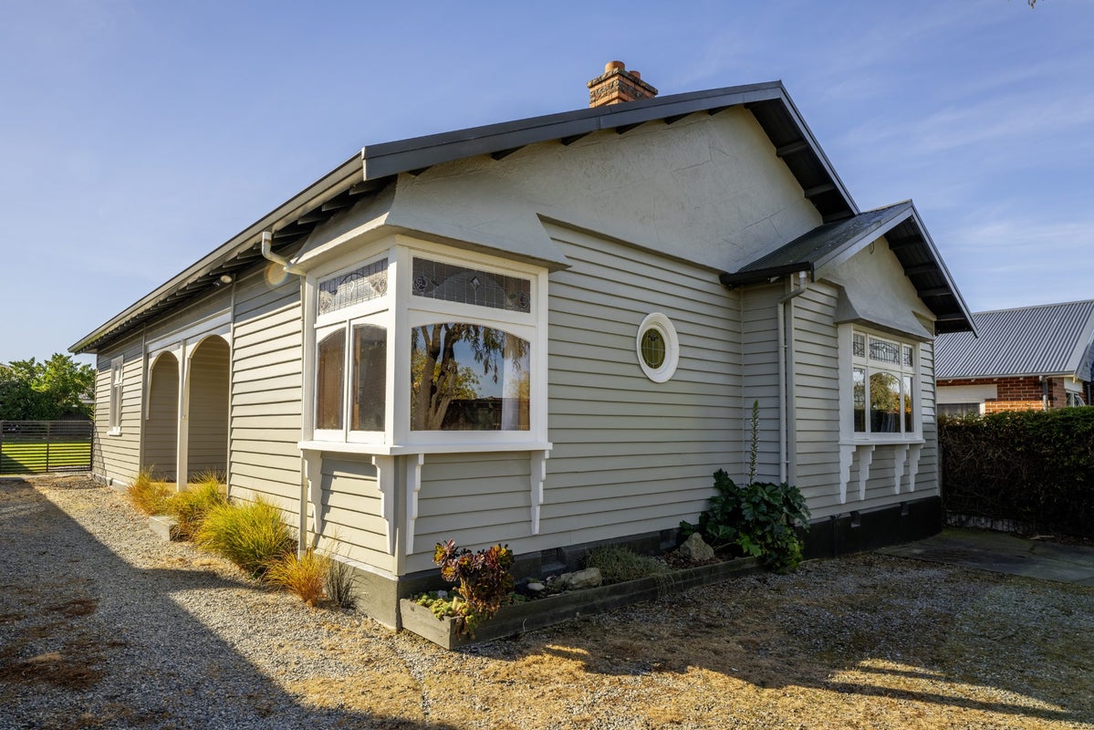 207 Church Street, West End, Timaru - Carousel 1