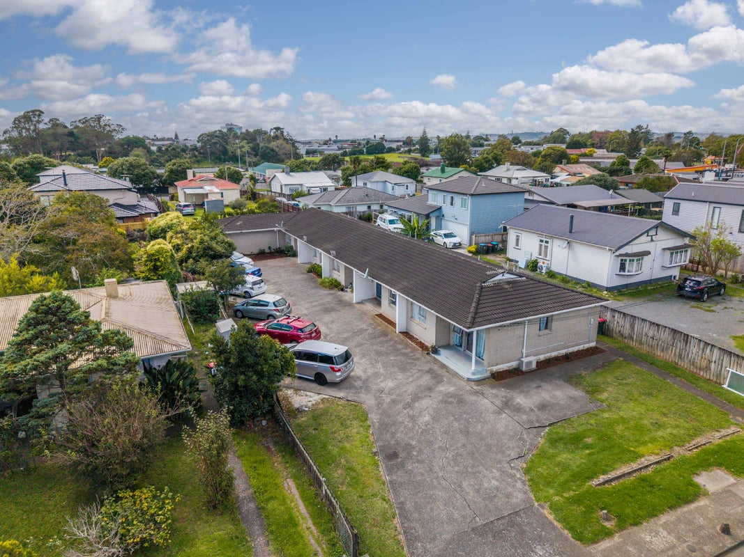 80 Walmsley Road, Otahuhu, Auckland - Carousel 1