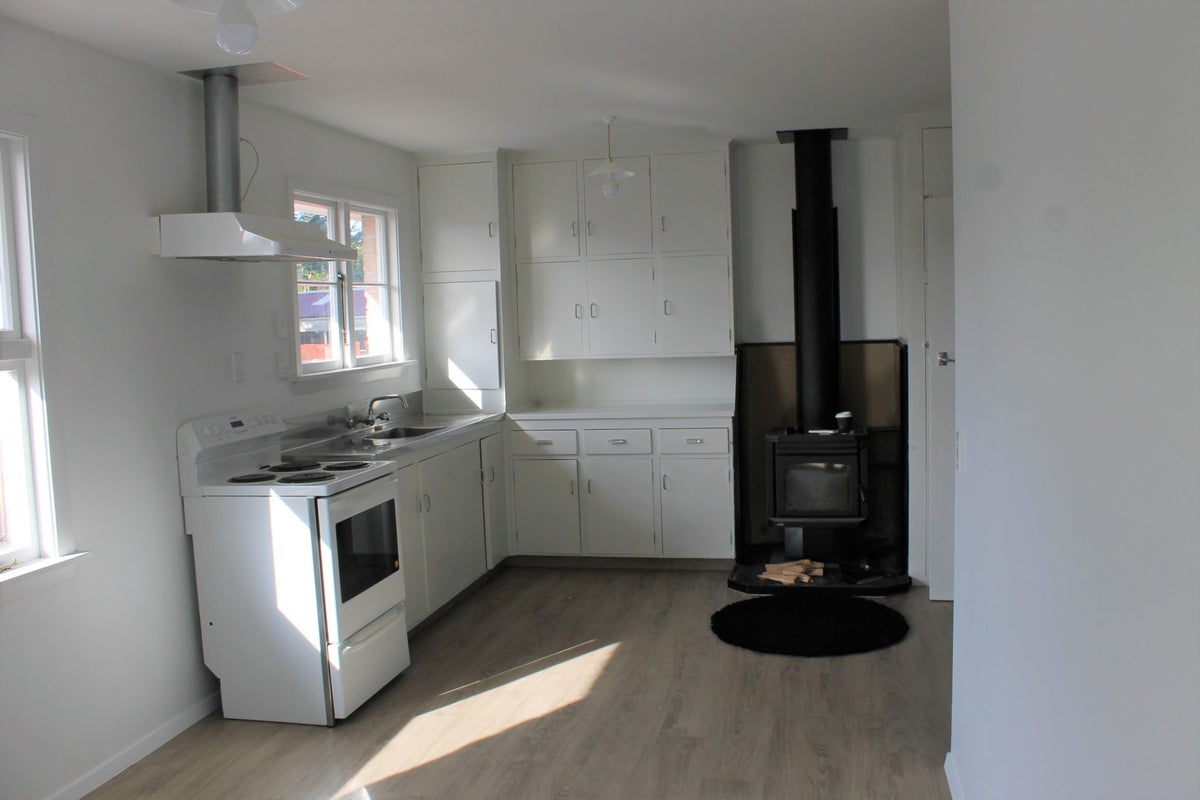 30 Reynolds Avenue, Bishopdale, Christchurch - Carousel 2