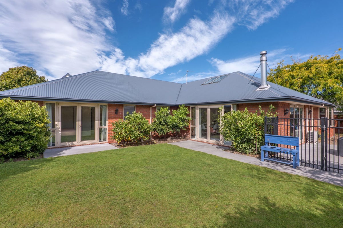 22 Kotuku Crescent, Woolston, Christchurch - Carousel 1