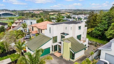 44 Gold Street, Albany Heights, Auckland - Carousel 1