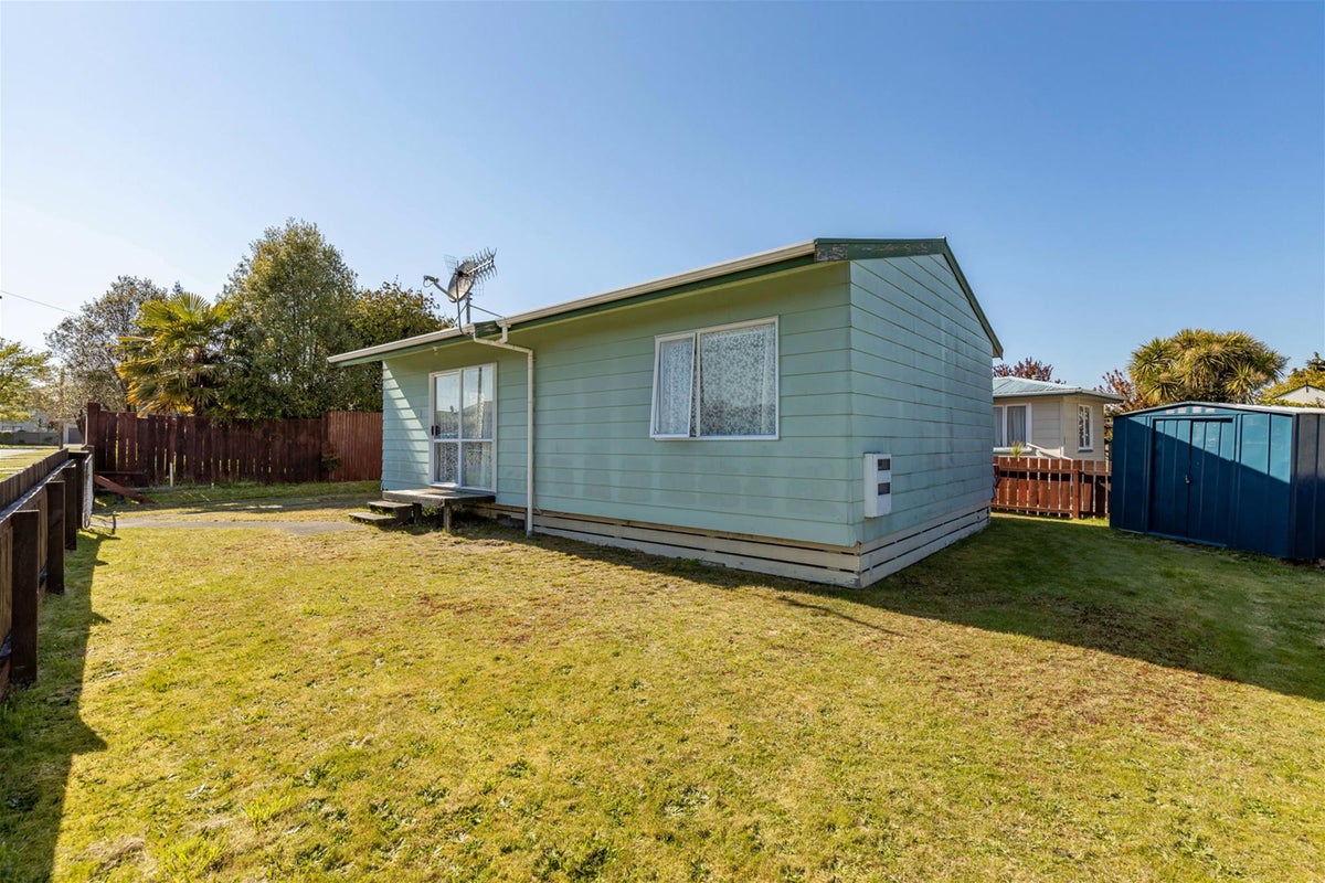 31 Rawhiti Street, Taupo, Taupo - Carousel 1