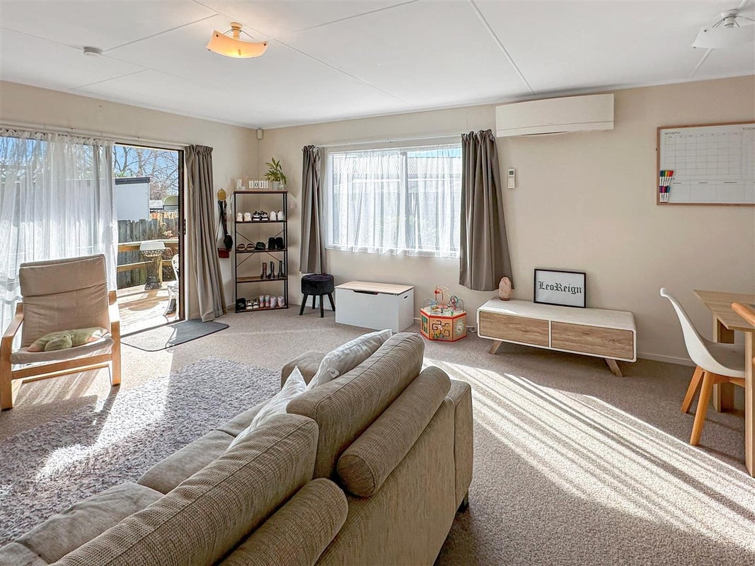 41B Dickens Street, Owhata, Rotorua - Carousel 1