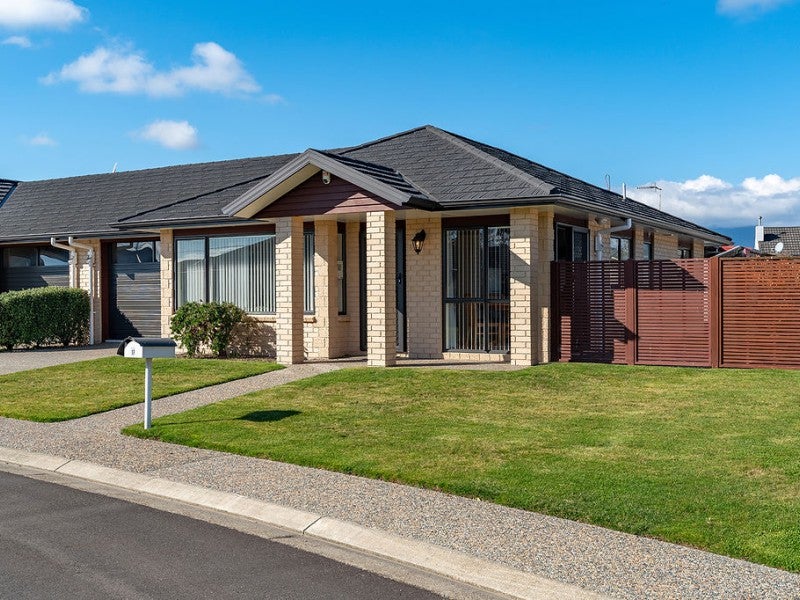 17/9 Ian Peter Way, Otaki, Otaki - Carousel 1