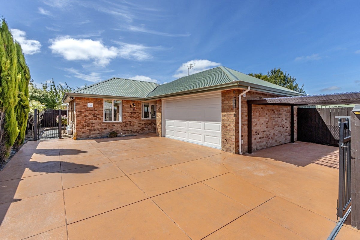 75A Farquhars Road, Redwood, Christchurch - Carousel 1