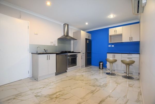 9 Florence Daly Place, Mount Roskill, Auckland - Carousel 2
