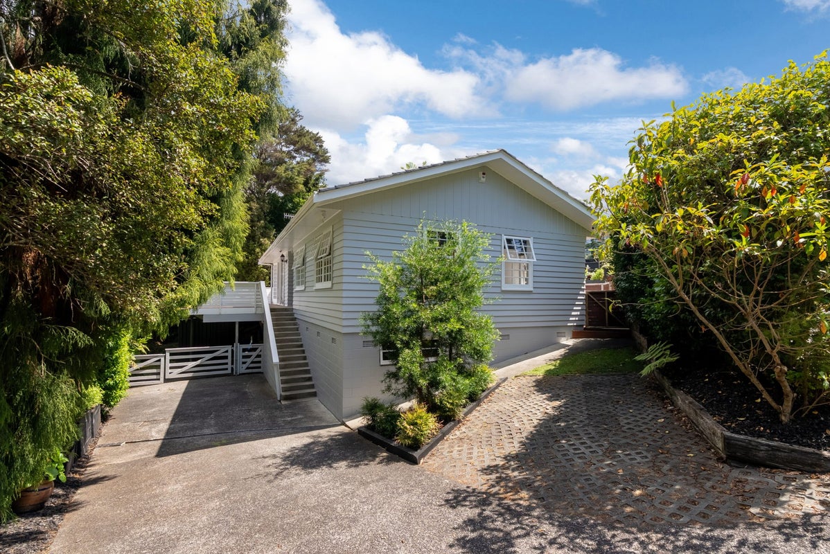 80 Park Hill Road, Birkenhead, Auckland - Carousel 2