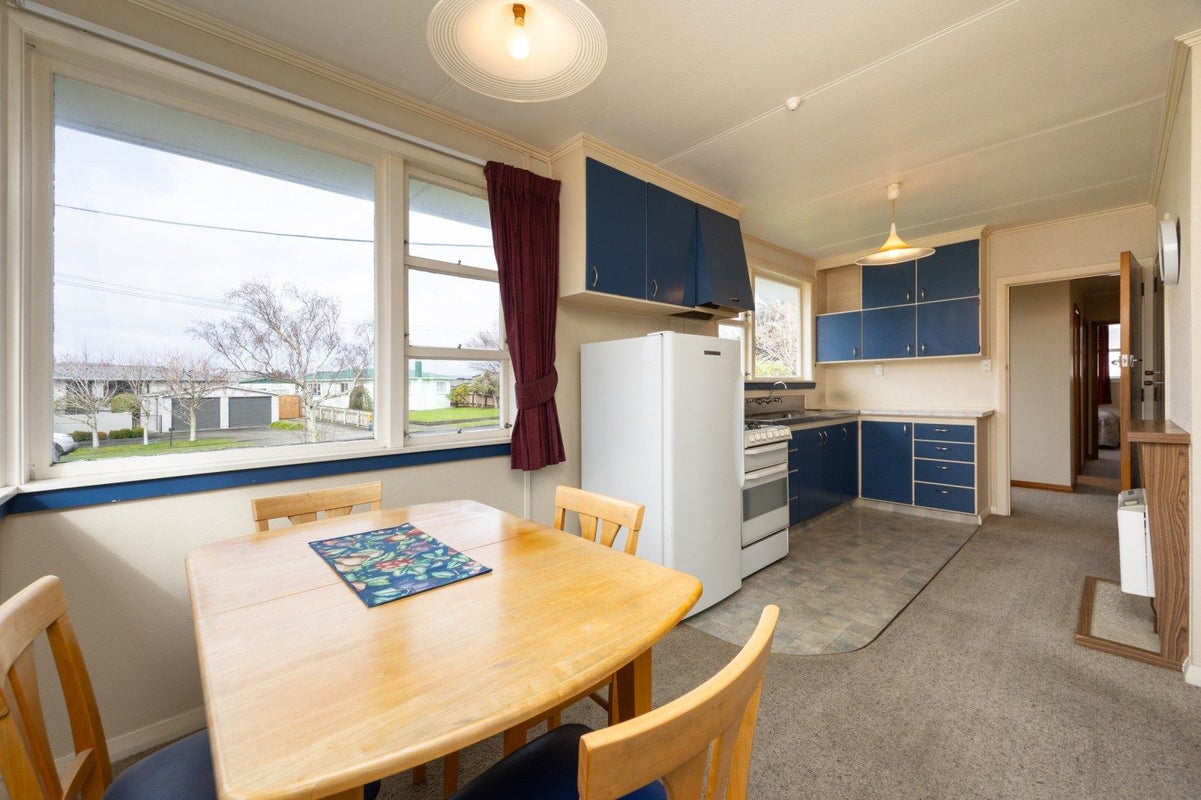 74 Fairs Road, Milson, Palmerston North - Carousel 2