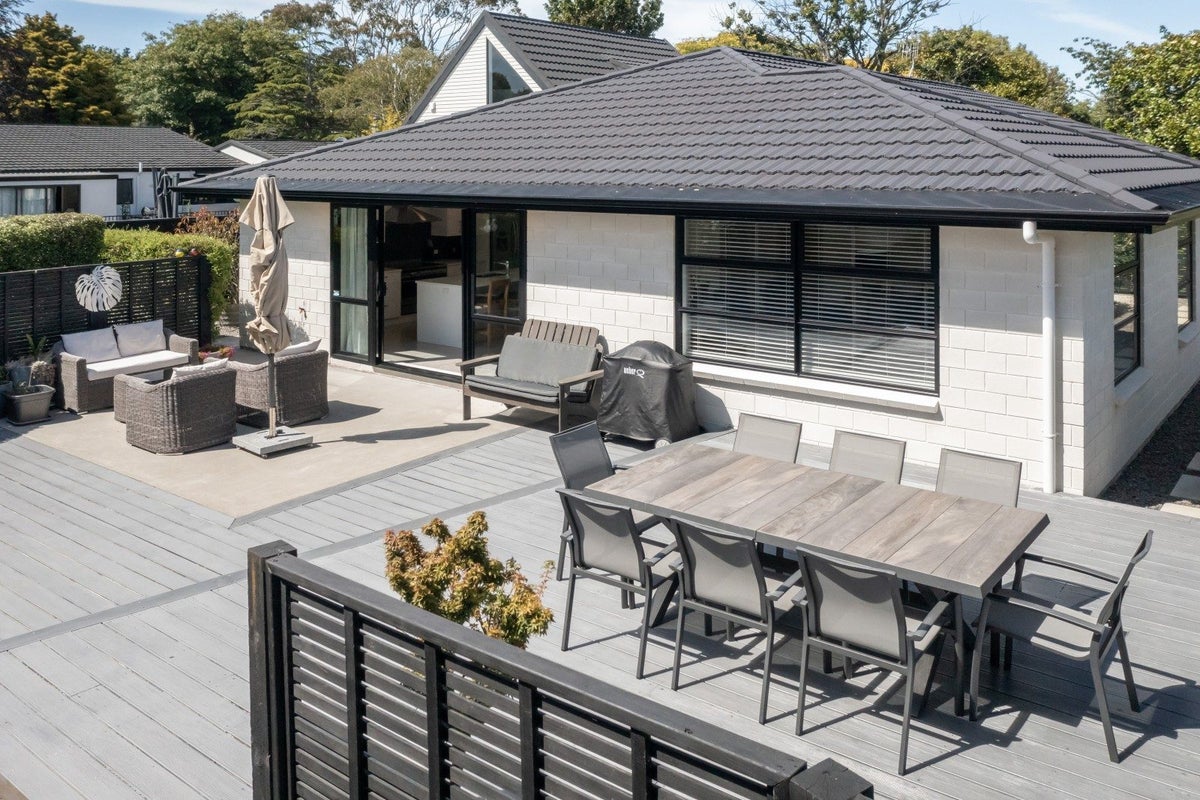 14 Fiesta Grove, Raumati Beach, Paraparaumu - Carousel 2