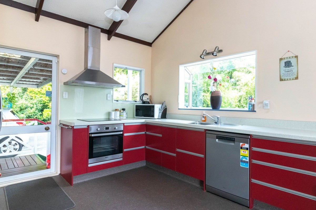 35 Keepa Avenue, Paeroa, Paeroa - Carousel 2