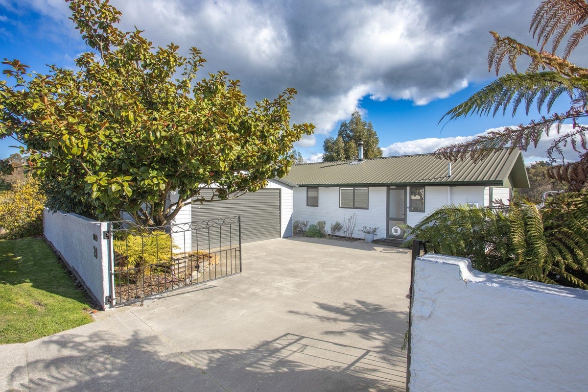 20 Eagle Street, Waipawa, Waipawa - Carousel 1