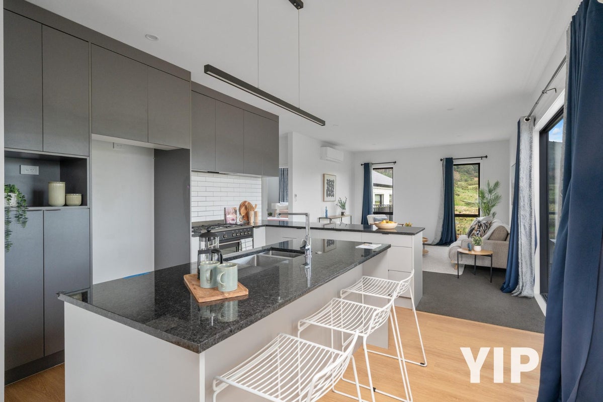 36 Hokioi Drive, Kenepuru, Porirua - Carousel 2