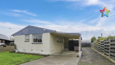 34 Avon Place, Clifton, Invercargill - Carousel 1
