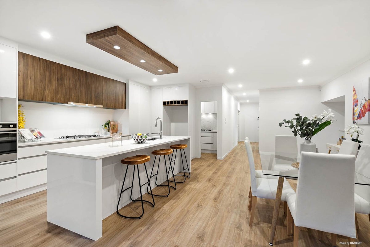 4 Jaedee CT, Howick , Auckland - Carousel 2