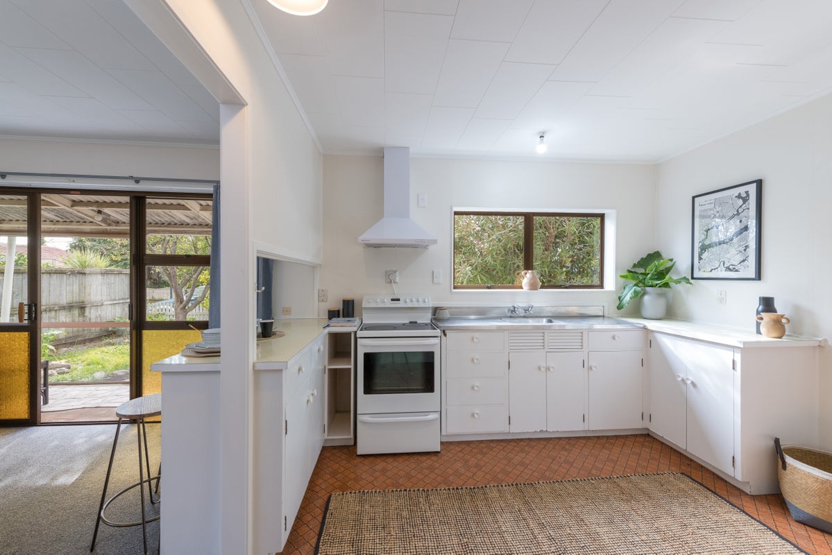 1/74 Cambria Street, The Wood, Nelson - Carousel 2